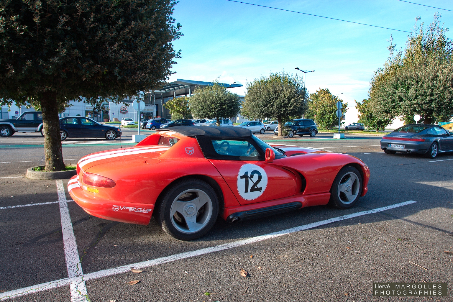 Dodge Viper SRT10_01.jpg